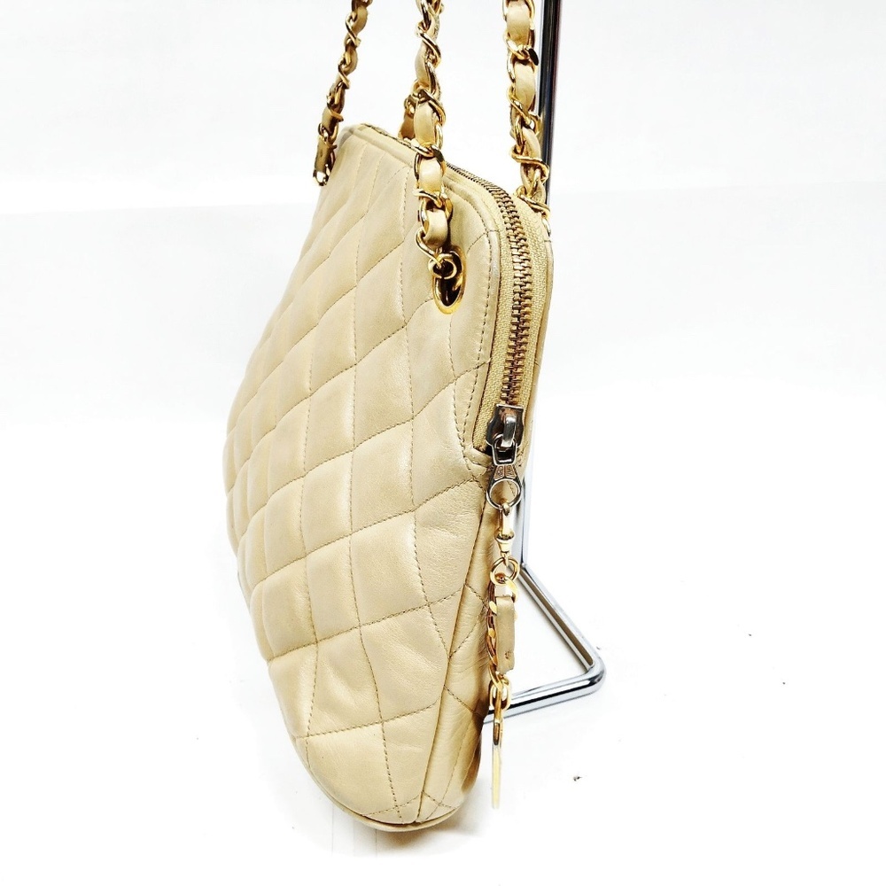 Chanel Beige Lamb Skin Bag - Picture 3 of 8